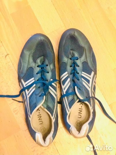 Кроссовки (бутсы) шипованные Uni-x б/у 44 р-р