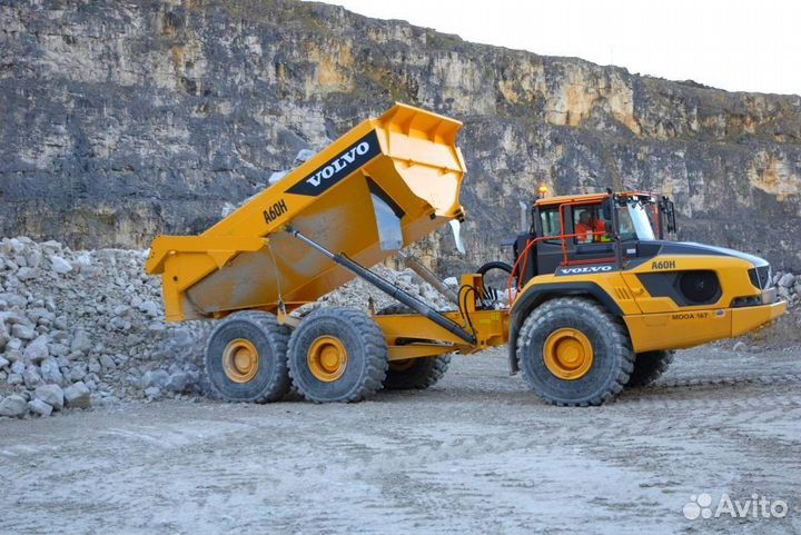 В разборе самосвалы Вольво Volvo