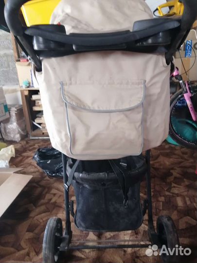 Прогулочная коляска