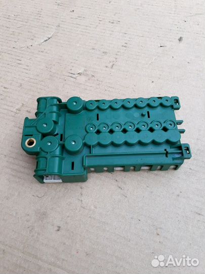 Блок предохранителей bmw e39 8387541