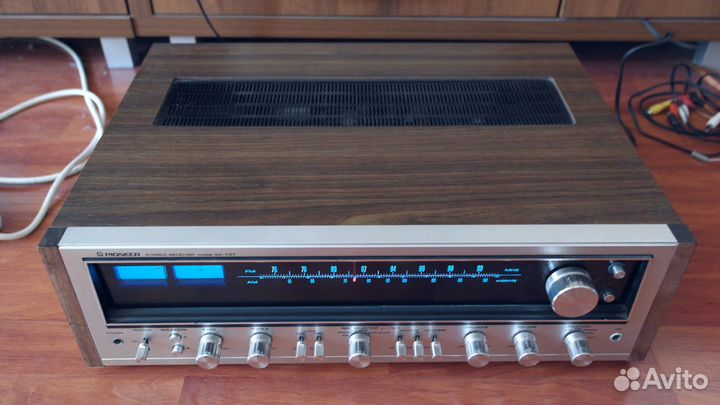 Ресивер Pioneer SX-737