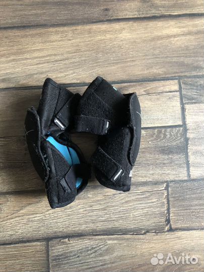 Налокотники хоккейные детские