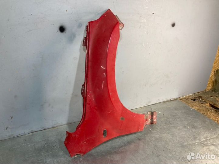 Крыло переднее правое Suzuki Grand Vitara