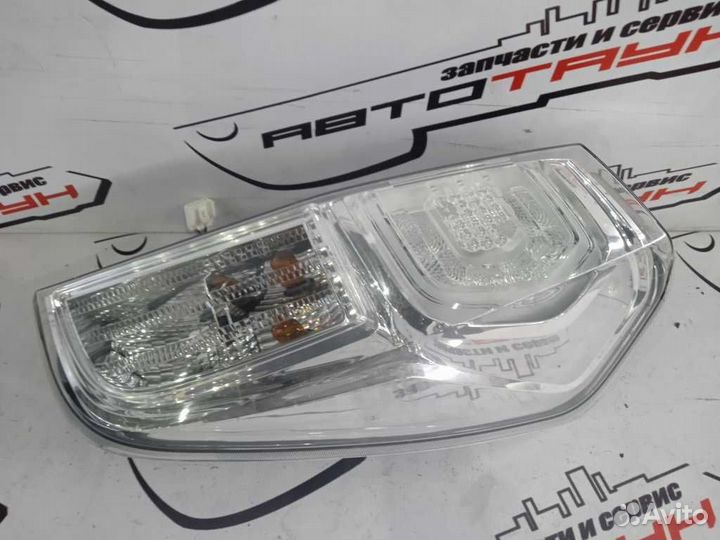 Фонарь nissan mitsubishi dayz roox EK space B11A B