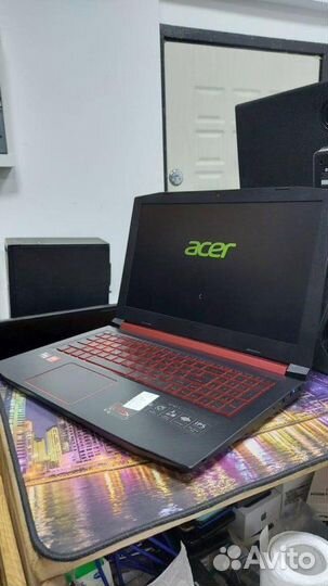 Acer Nitro ryzen 2500 16gb rx560 4gb SSD+HDD