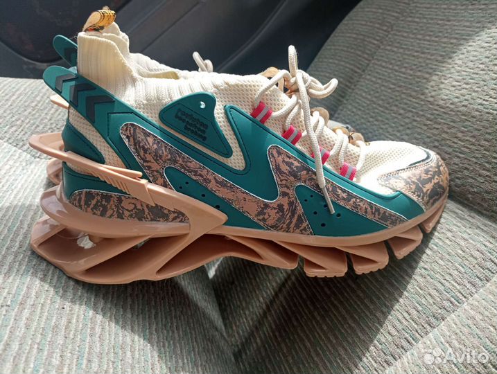 Кроссовки мужские 42 размер