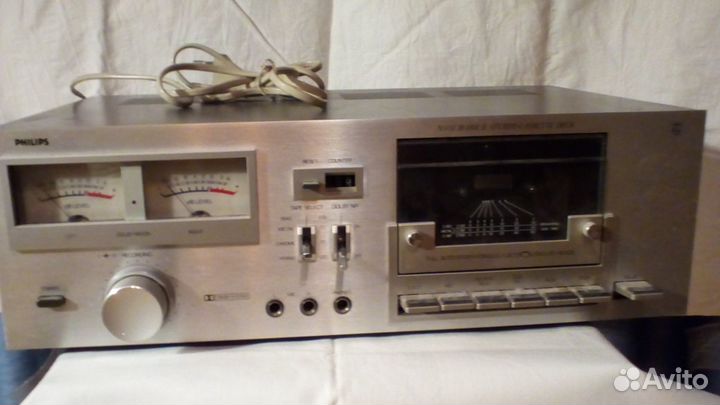 Кассетный магнитофон