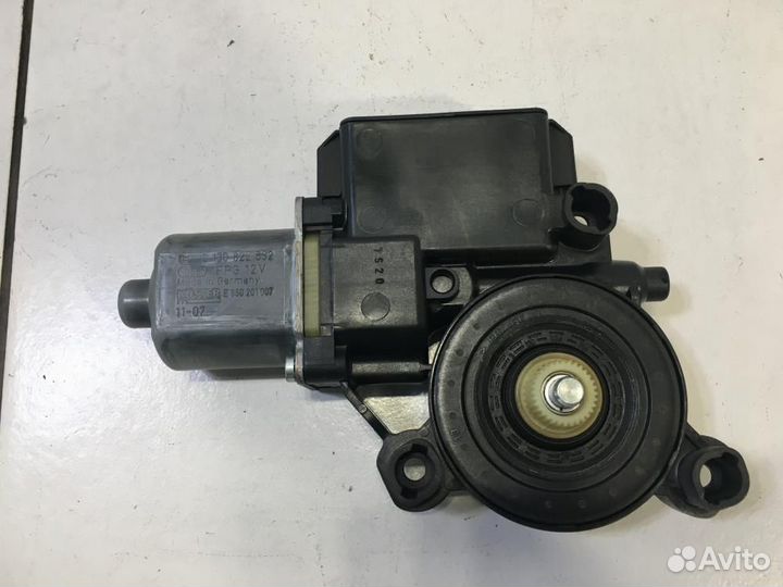 Моторчик стеклоподъемника Volkswagen Polo Hatch 20