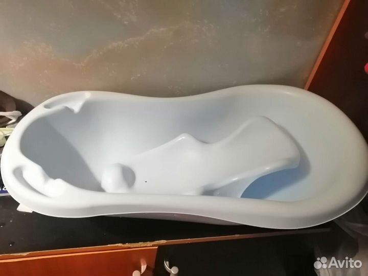 Ванночка для купания с горкой