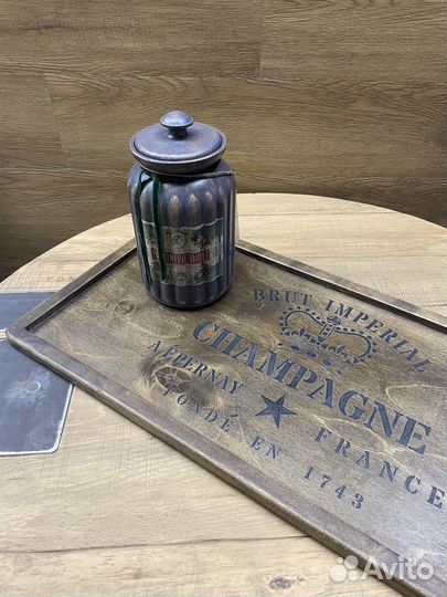 Банка декоративная