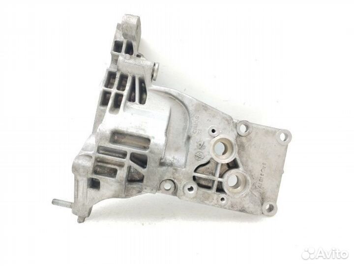 Кронштейн генератора Bmw 7-Series E65 4.8 2006