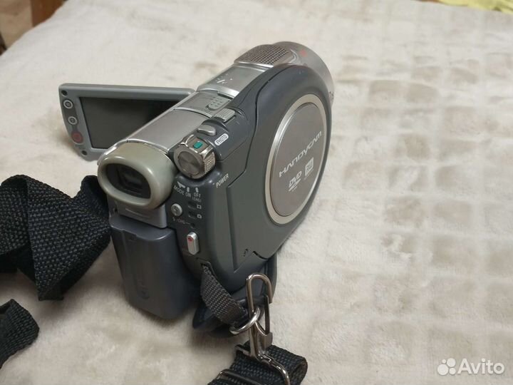 Камера sony Handycam DVR-DVD405e
