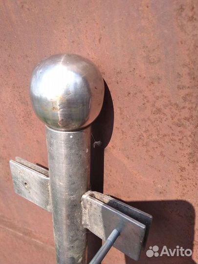 Стойка ограждения