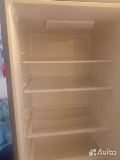 Холодильник LG