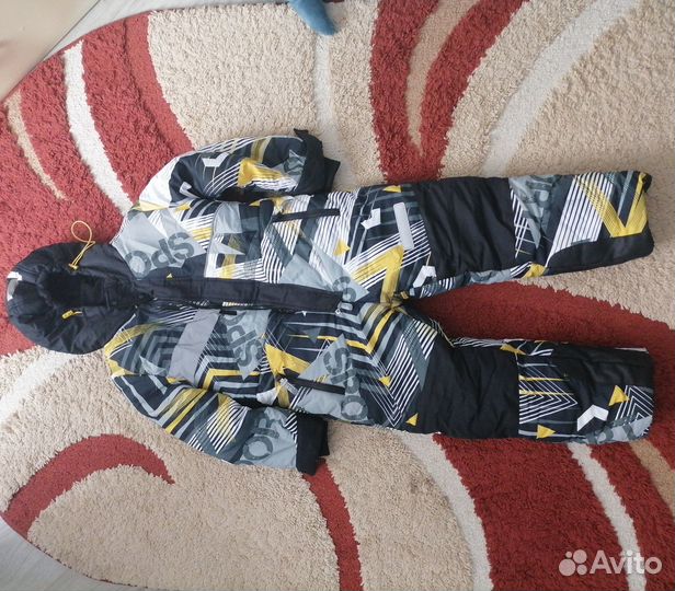 Зимний комбинезон для мальчика