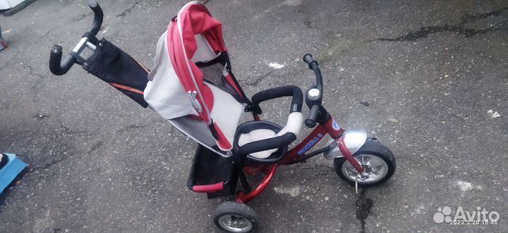 Трехколесный велосипед