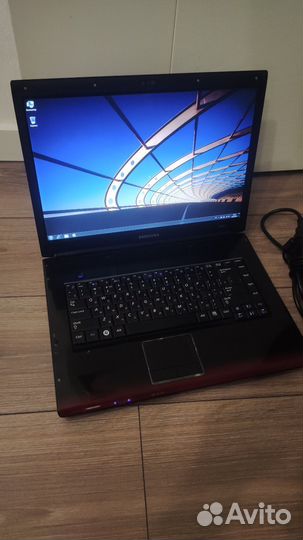 Ноутбук Samsung R560