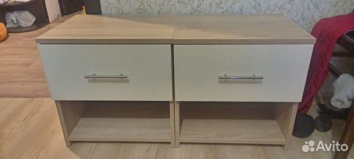Две прикроватные тумбы бу