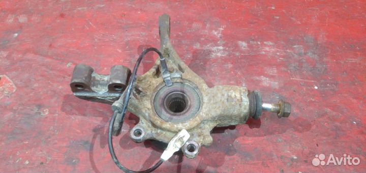 Ситроен С4 кулак передний правый Citroen C4 с абс