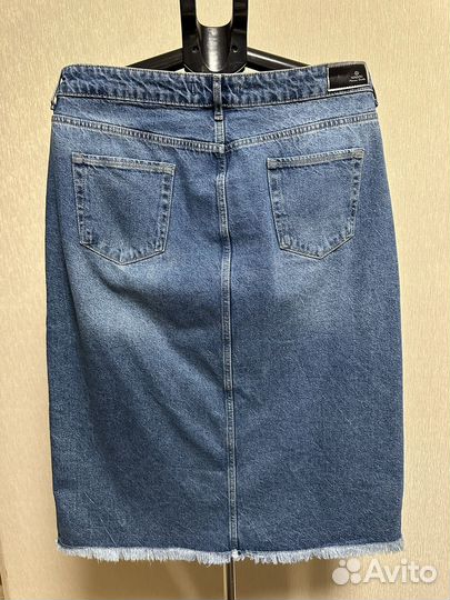 Джинсовая юбка миди с разрезом 58 размер