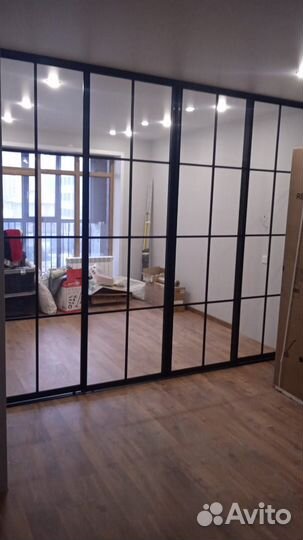 Перегородки раздвижные из стекла