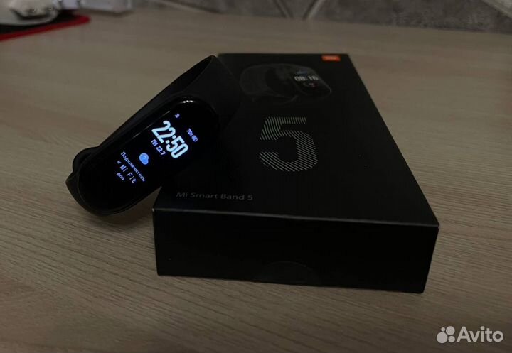 Фитнес трекер xiaomi miband 5