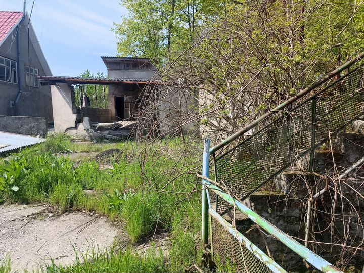 Дом 236,4 м² на участке 9,9 сот.