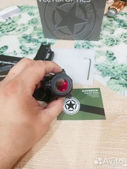 Коллиматорный прицел vector optics Maverick 3