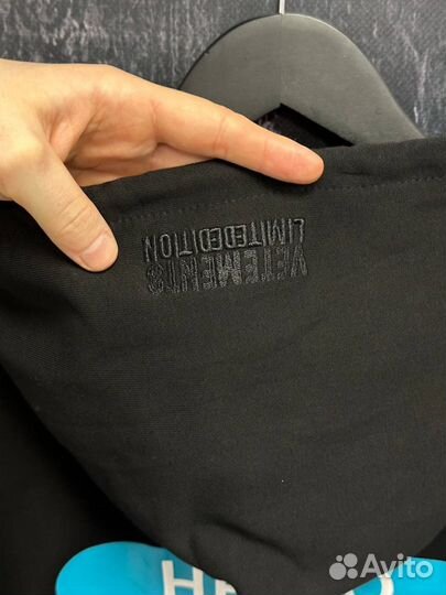 Зип худи vetements hello my name is