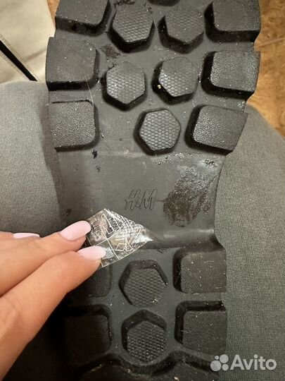 Ботинки для девочки HM 34