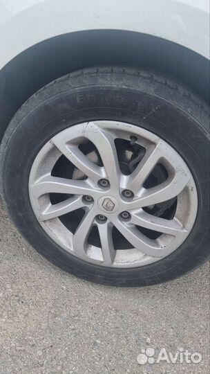 Goodyear EfficientGrip 205/60 R16