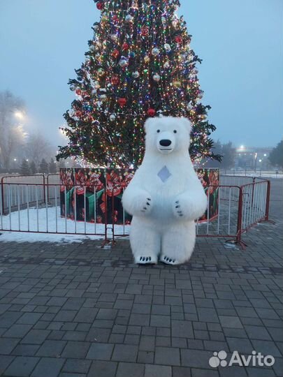 Белый медведь аниматор ростовой большой медведь
