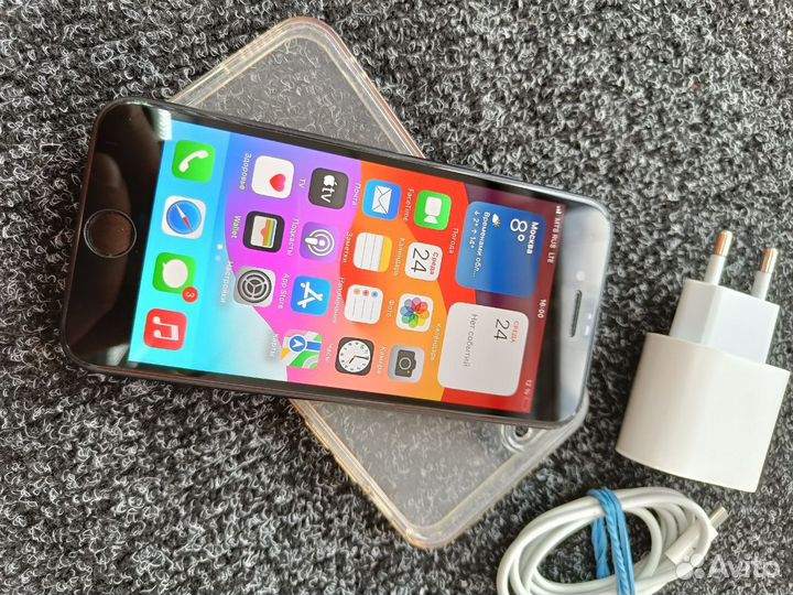 iPhone SE (2020), 64 ГБ