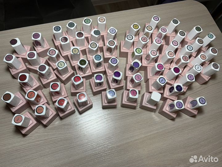 Продам гель лаки Emi