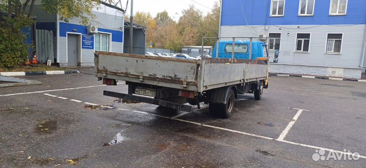 Isuzu NQR75, 2010