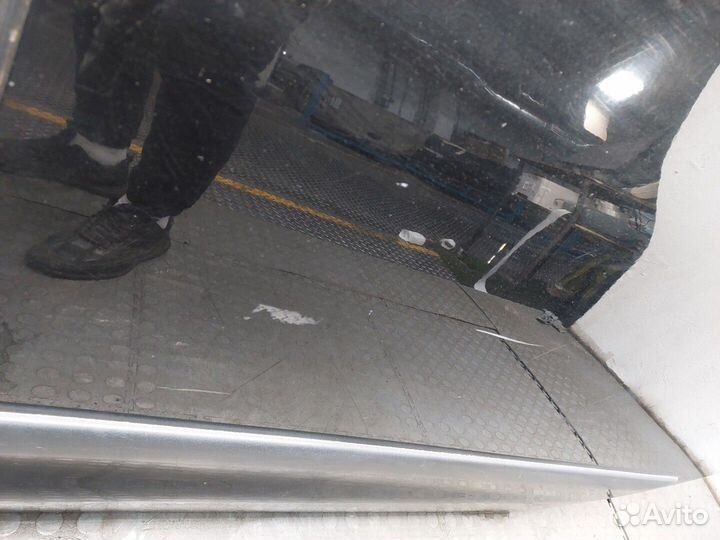 Дверь боковая левая задняя Volkswagen Sharan