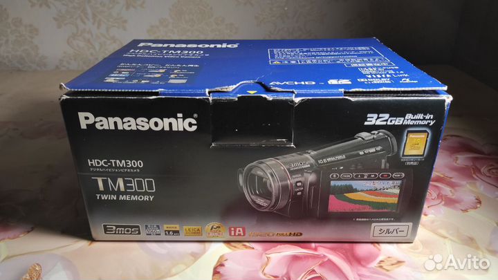 Видеокамера Panasonic HDC-TM300