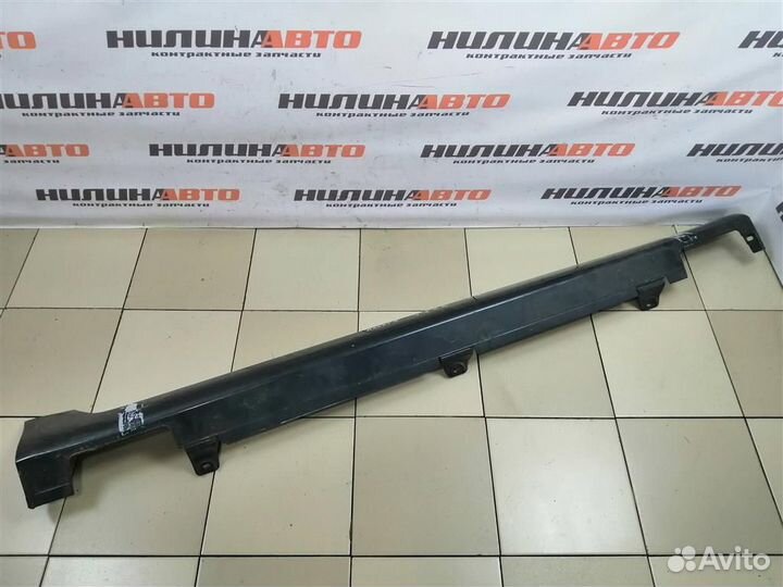 Накладка порога правая Хонда Аккорд 7