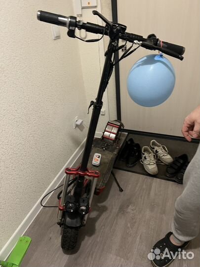 Электросамокат с сиденьем