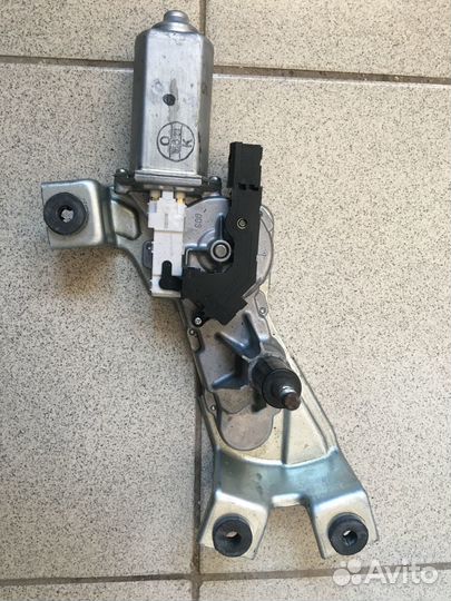 Моторчик стеклоочистителя задний Range Rover Sport