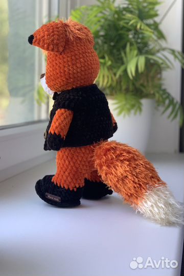 Лисенок (вязаные игрушки амигуруми крючком)