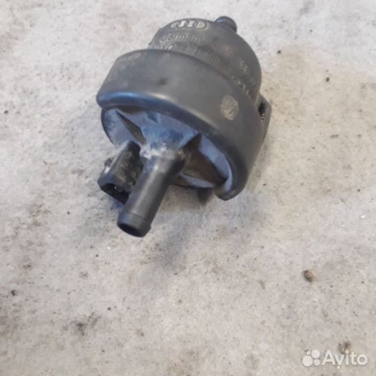 Клапан абсорбера Ауди А4Б5 Фольксваген Пассат Б5