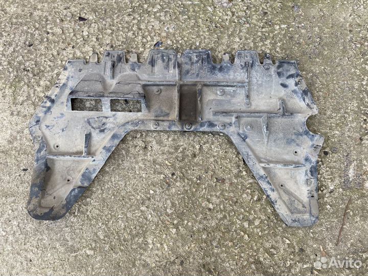 Защита двигателя Volkswagen Passat B6