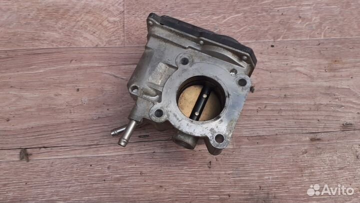 Дроссельная заслонка (двиг. 3zzfe) №43 Toyota Corolla 120 2003