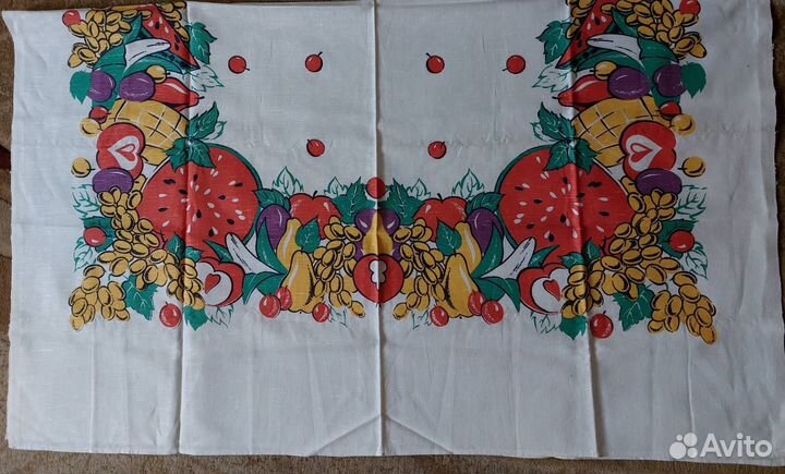 Скатерть льняная,времён СССР + подарок такая же