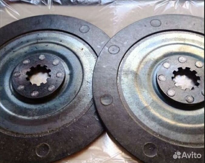 Запчасти на мотоцикл Иж и Урал