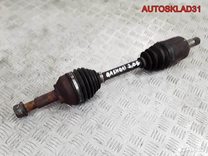 Полуось перед левая Nissan Qashqai 2.0 mr20de МКПП