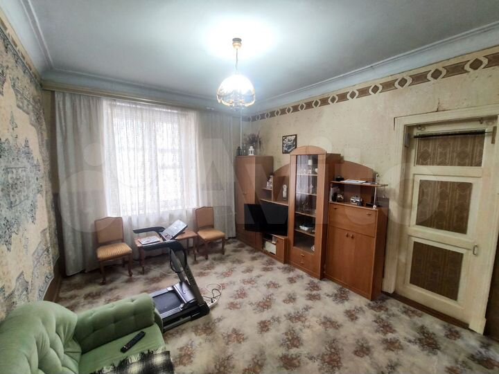 2-к. квартира, 57 м², 1/5 эт.