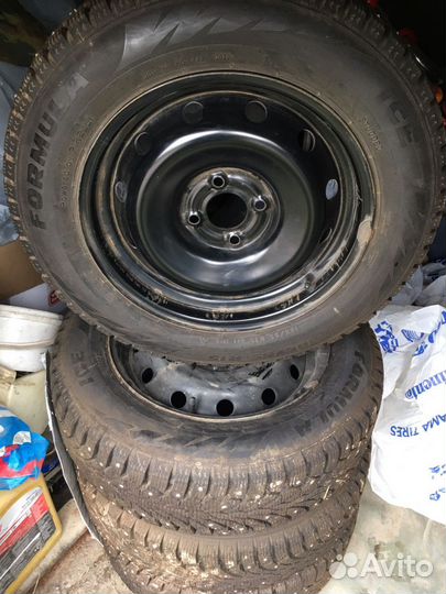 Колеса на дисках r15