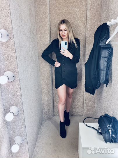 Платье женское